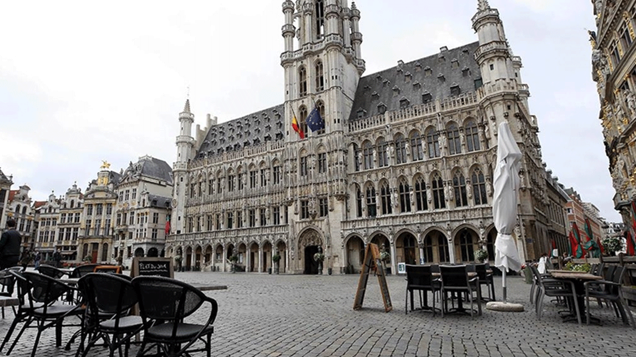 Brüksel’de aşı pasaportu yürürlüğe girdi