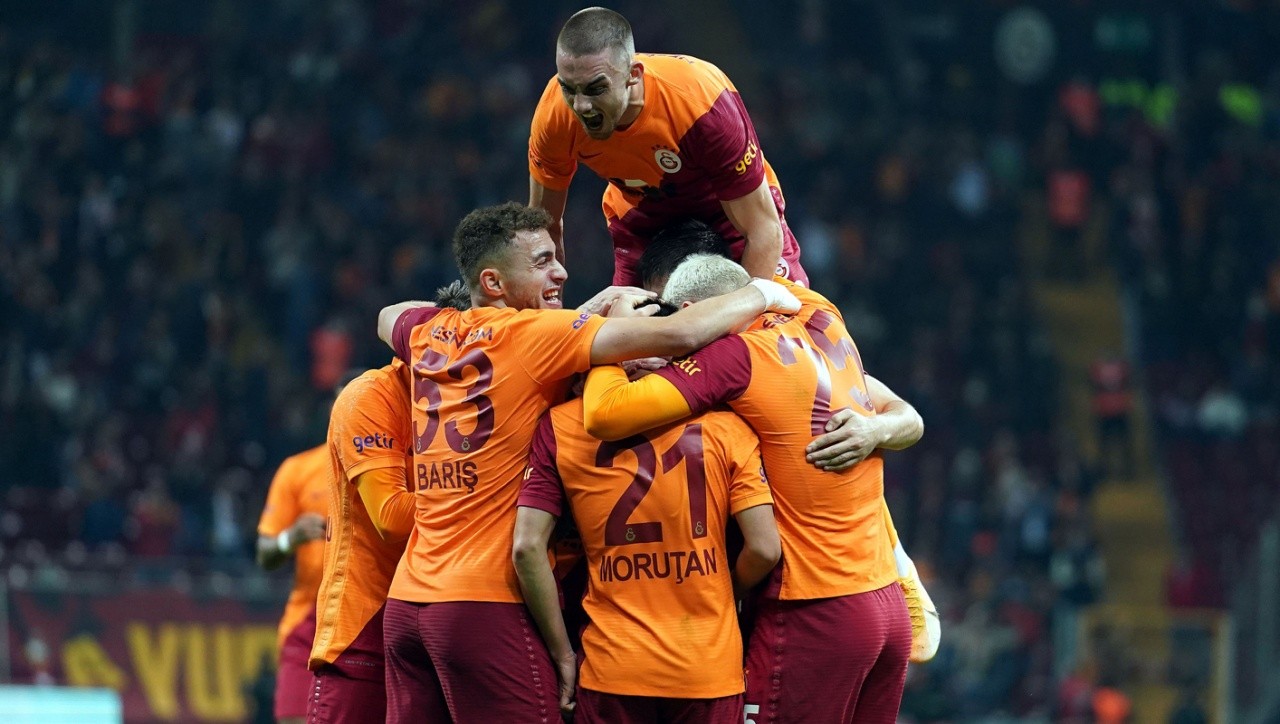 Cimbom&#039;dan kritik galibiyet! Maç sonucu: Galatasaray 2-0 Gaziantep FK