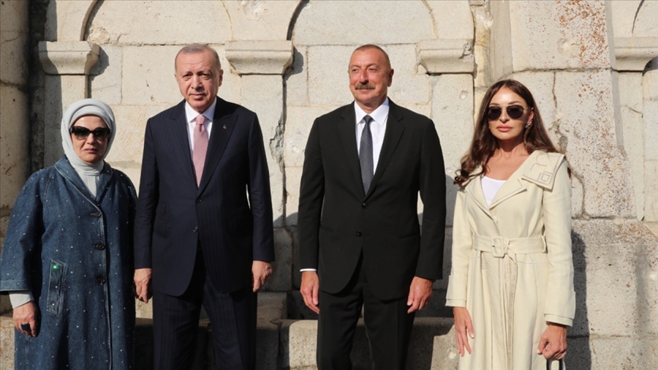Cumhurbaşkanı Erdoğan Azerbaycan&#039;a gidiyor! Karabağ&#039;ın ilk havalimanının açılışına katılacak
