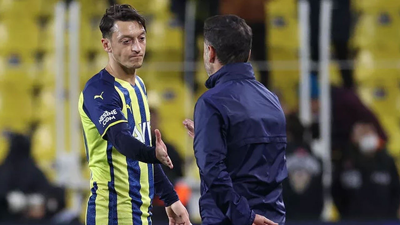 Fenerbahçe’de suçlu avı: Taraftar istifaya çağırdı, Koç Pereira’yı işaret etti