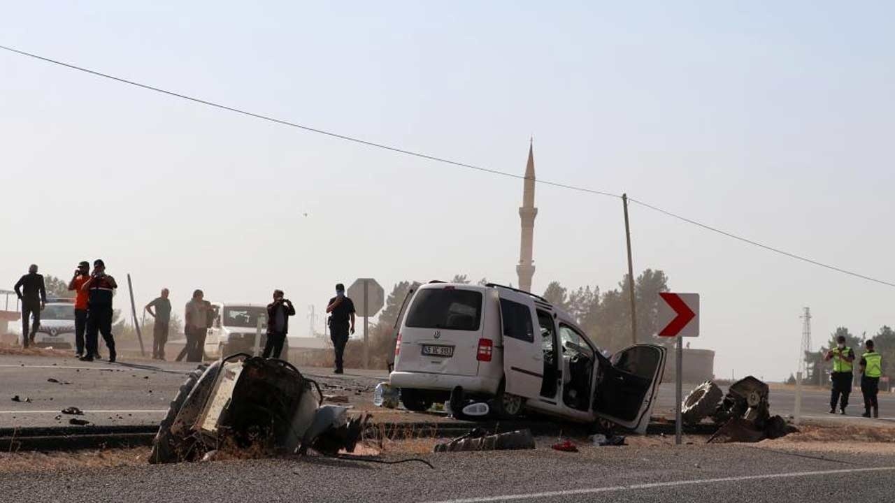 Gaziantep&#039;te traktör ikiye bölündü: 1 ölü, 3 yaralı