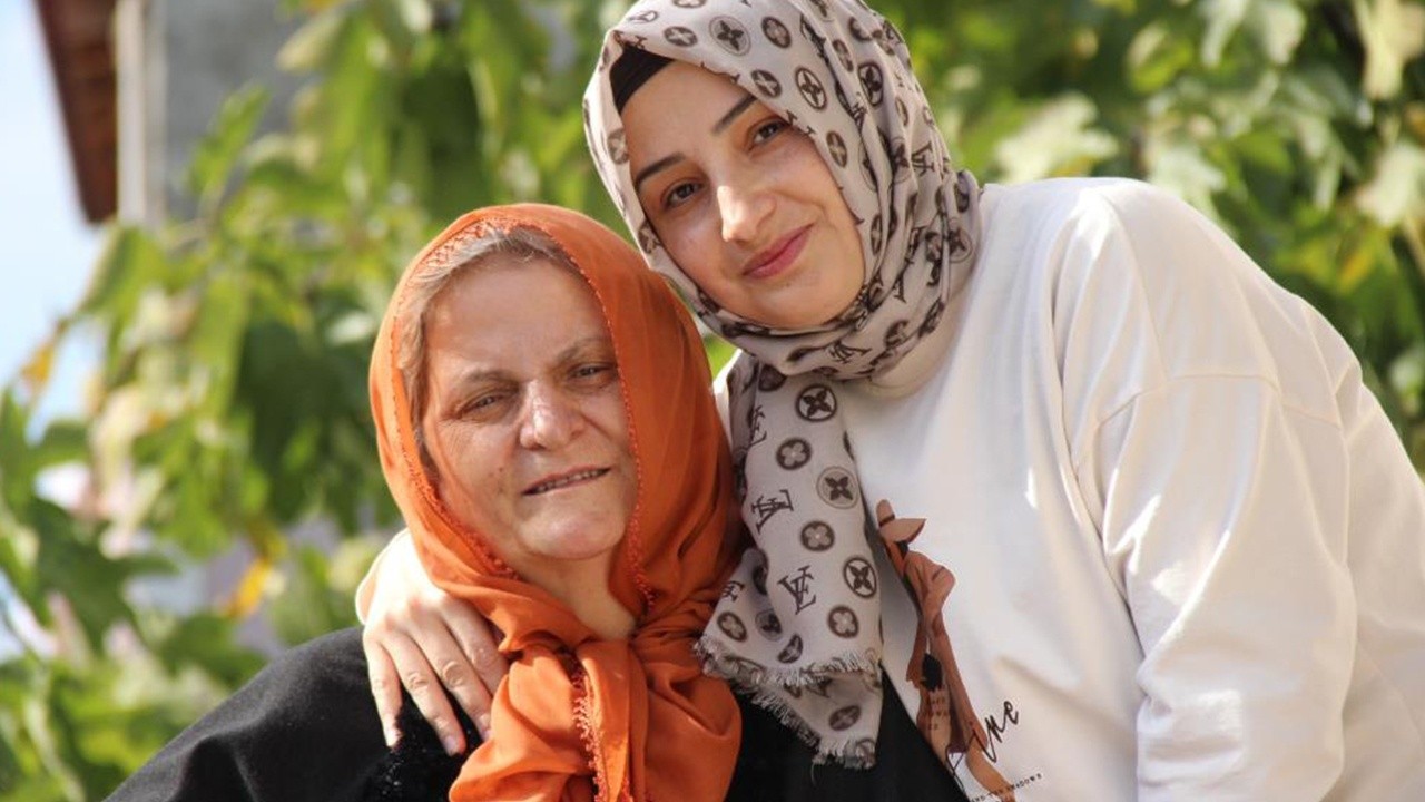 Gelinden kaynanasına büyük fedakarlık! Birbirlerine 'ciğerim' diyorlar