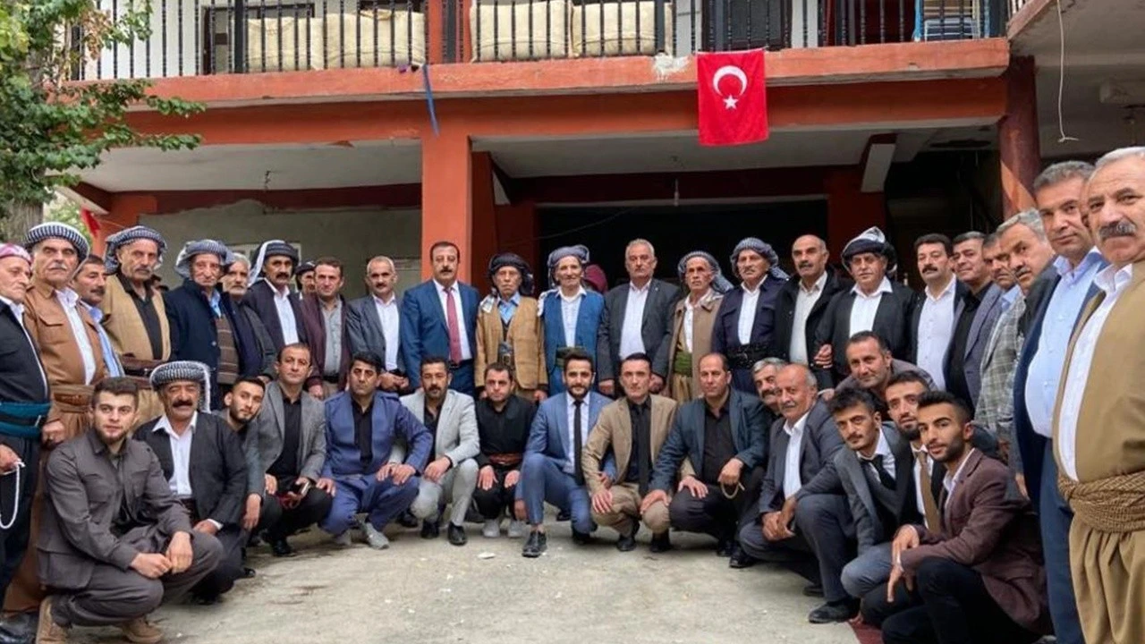 Hakkari&#039;de düğünlerde güncelleme! Aşiret karar aldı, takıların değeri 50 bin TL&#039;yi geçmeyecek