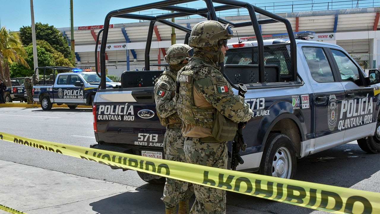 Meksika&#039;da çeteler arasında kanlı çatışma: 20 ölü
