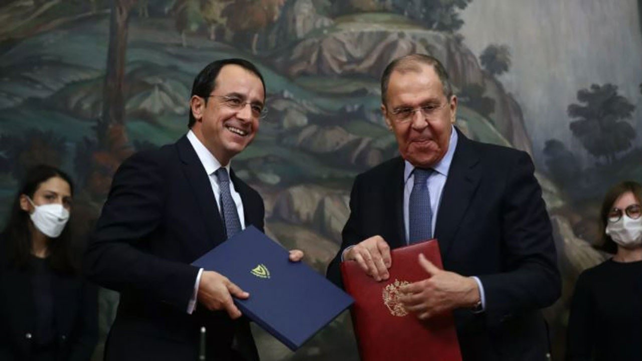 Rusya Dışişleri Bakanı Lavrov&#039;dan Rumlara Doğu Akdeniz desteği