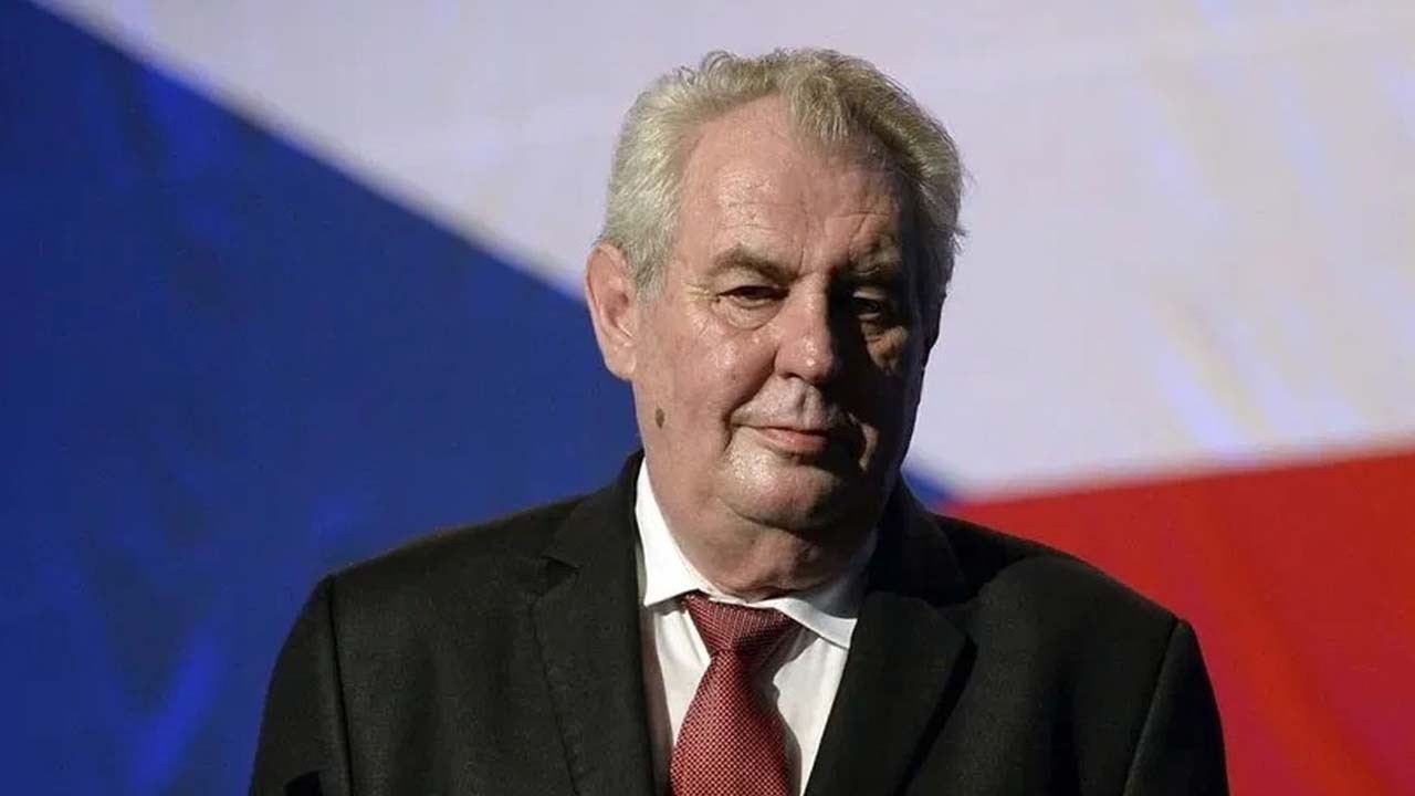 Son dakika! Çek lider Milos Zeman hastaneye kaldırıldı