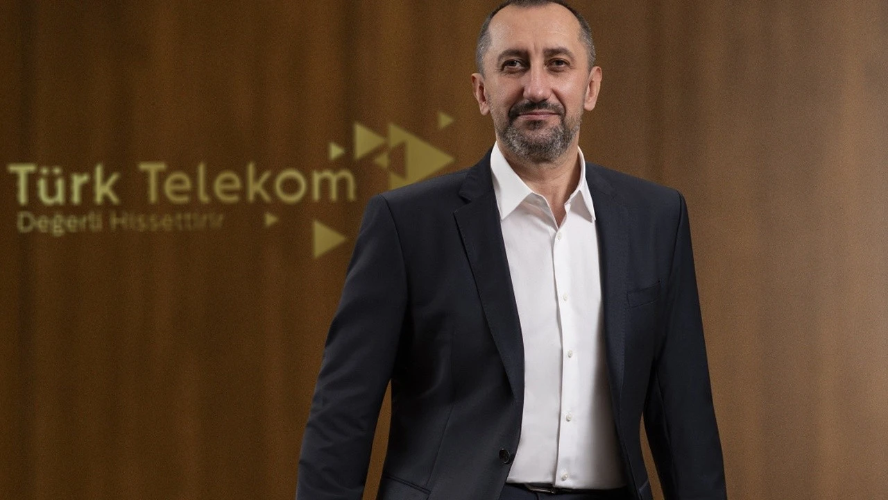 Türk Telekom CEO'su Önal: 'Merkeze değil, herkese altyapı götürelim'