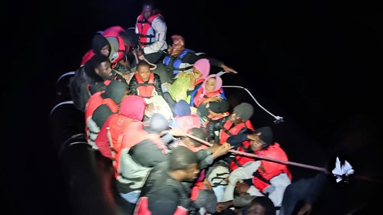 Yunanistan göçmenleri yine ölüme terk etti