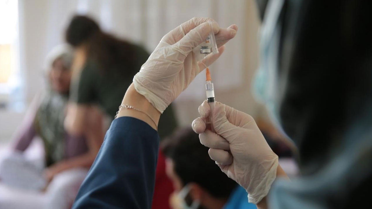 Aile hekimlerinden Covid-19 aşı çağrısı: Aşılama durma noktasına geldi
