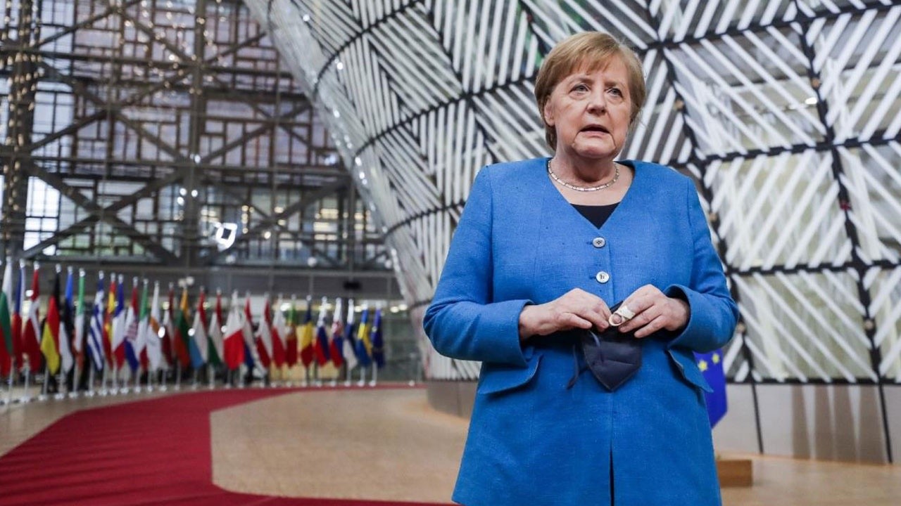 Angela Merkel: Mülteci sorunu çözülmezse yaptırım artsın