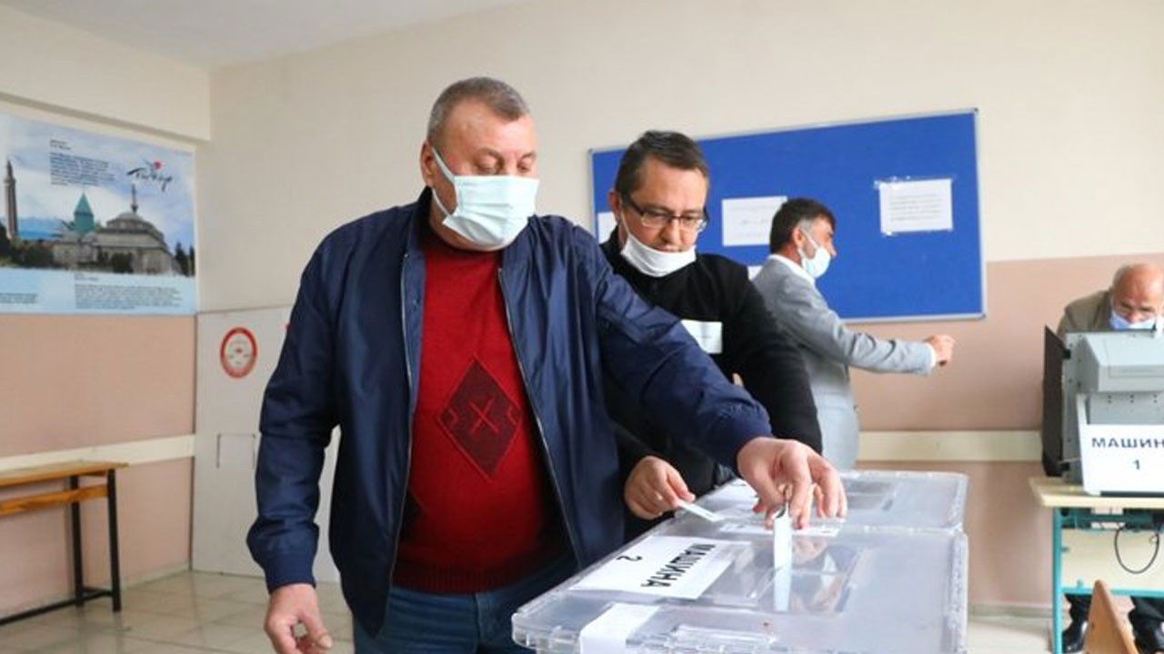 Bulgaristan Cumhurbaşkanı ve parlamento seçimlerine Türk aday damga vurdu!