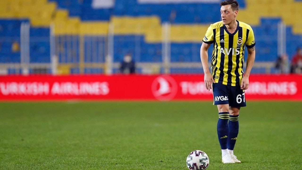 Fenerbahçe Mesut’la yenilmiyor