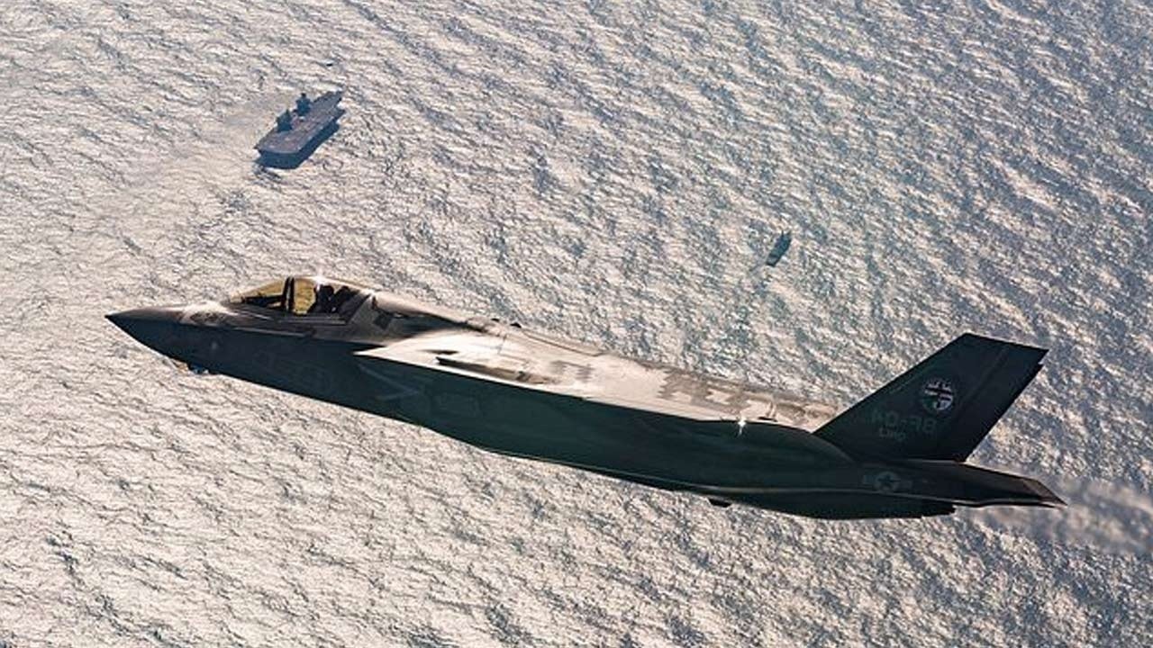 İngiliz F-35 savaş uçağı Akdeniz&#039;e düştü