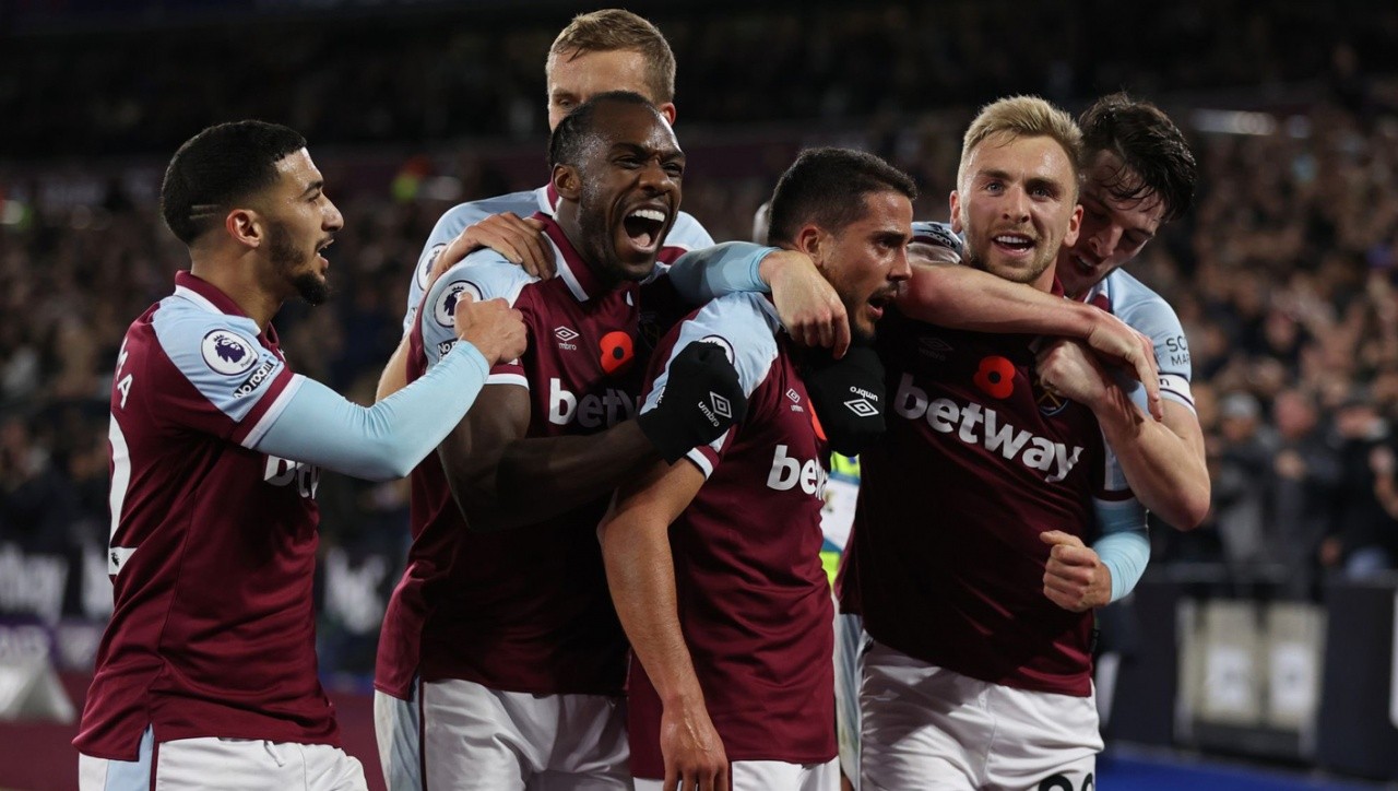 İngiltere&#039;de West Ham United rüzgarı!