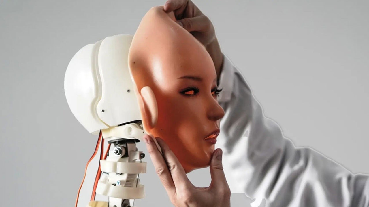 İnsansı robotlar için yeni yüz aranıyor! Seçilene 2,5 milyon lira verilecek