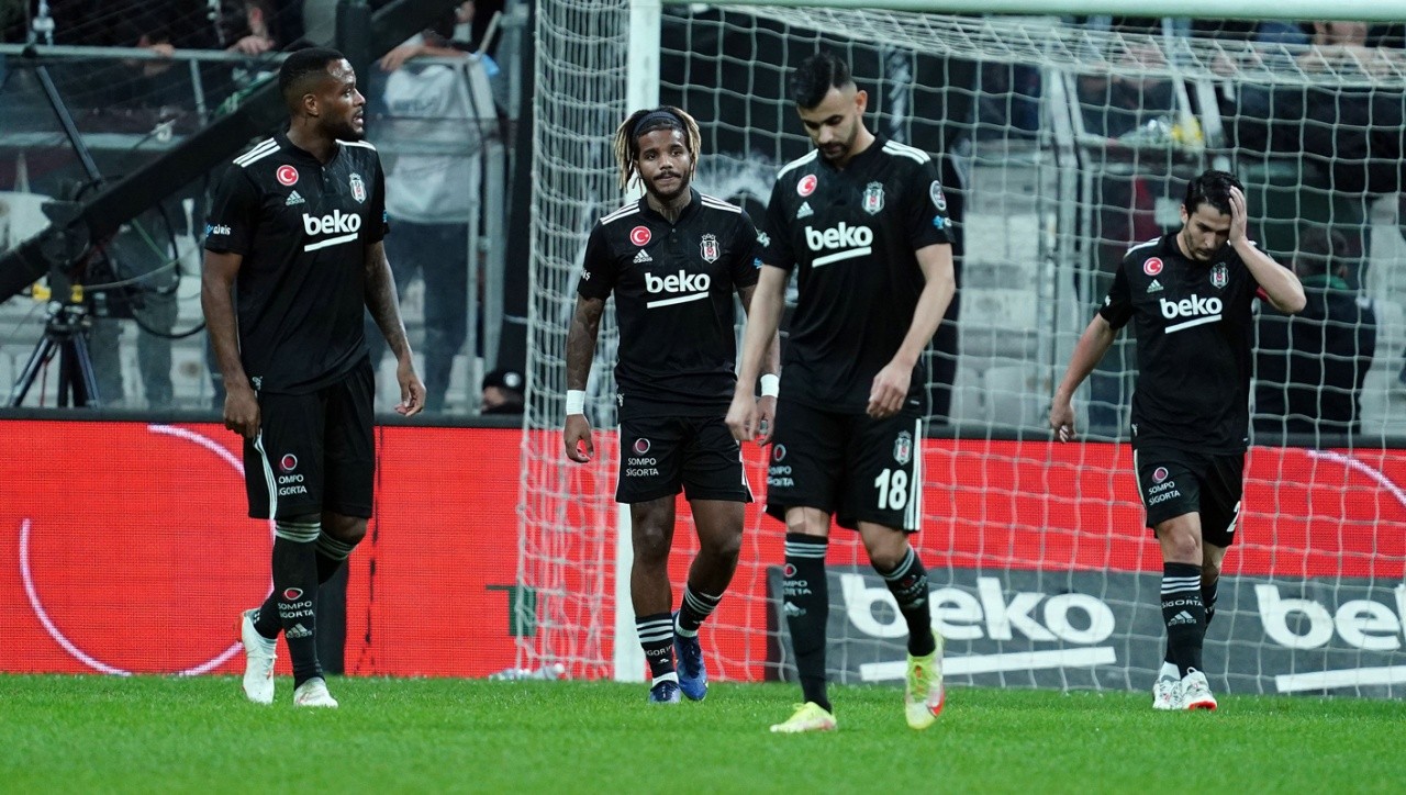 Kartal evinde farklı kaybetti! Maç Sonucu: Beşiktaş 0-4 Giresunspor