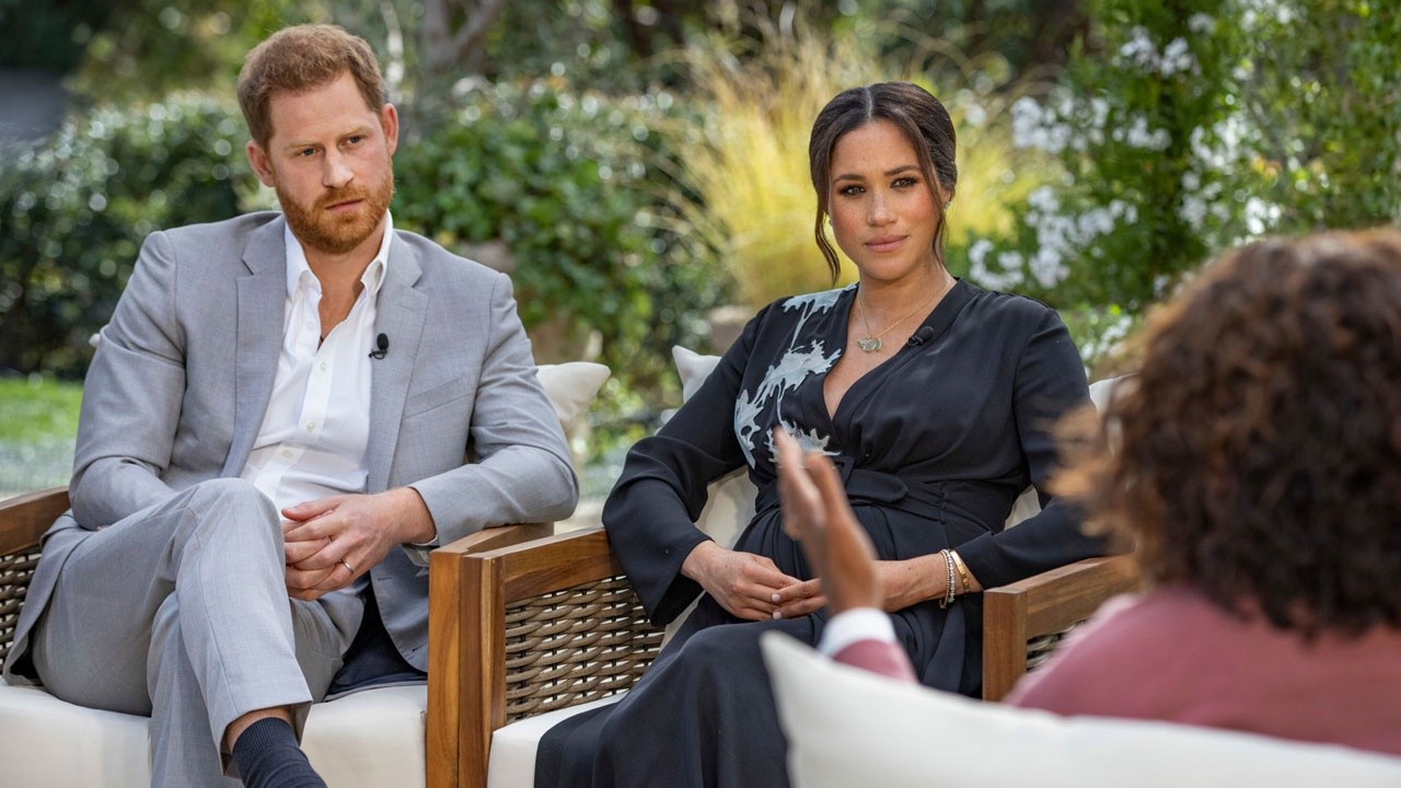 Meghan Markle&#039;ın bebeğinin ten rengini soran Kraliyet üyesi ifşa oldu