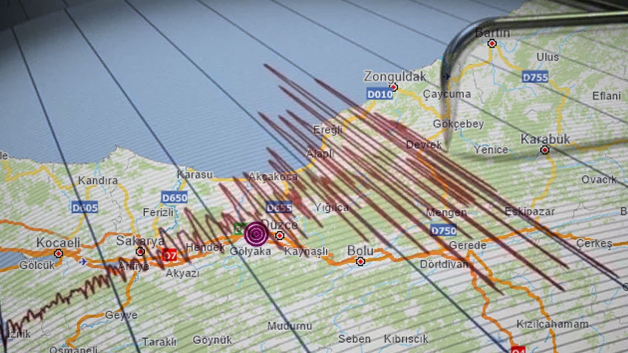 Son dakika| Düzce&#039;de deprem! İstanbul&#039;da da hissedildi