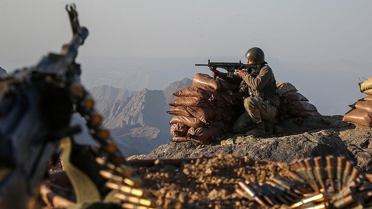 Son dakika! MSB duyurdu: 2 PKK&#039;lı terörist öldürüldü