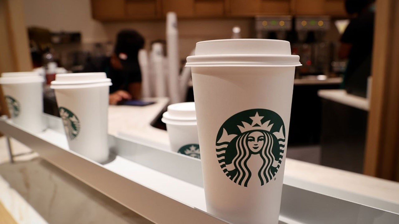 Starbucks dijitalleşti: İlk kasasız şube açıldı