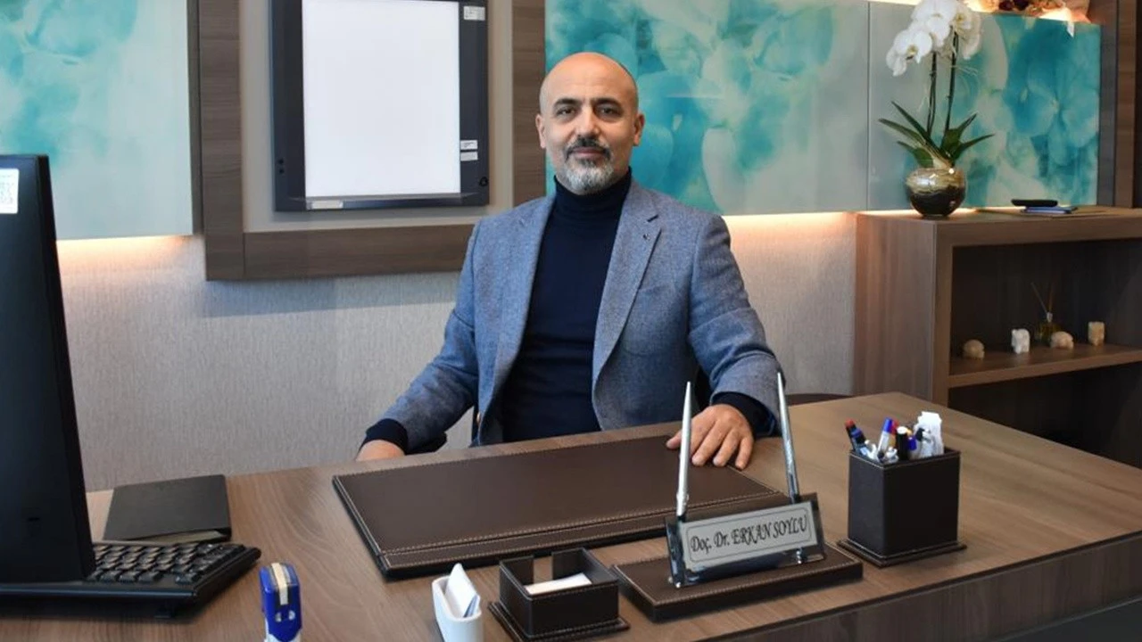 'Her burun estetiğinde düşük de olsa revizyon ihtimali vardır'
