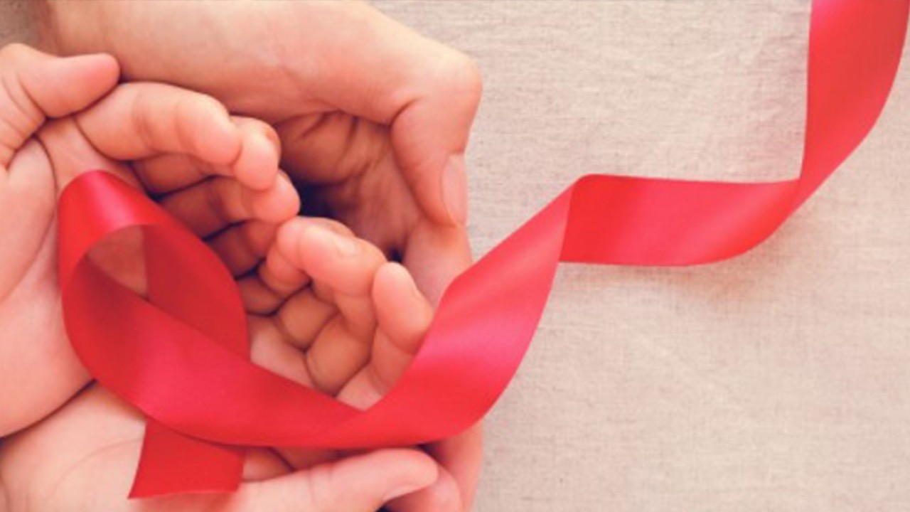 AIDS/HIV nedir, nasıl bulaşır, belirtileri nelerdir? 1 Aralık Dünya AIDS Günü!