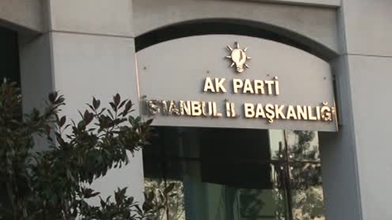 AK Parti İstanbul&#039;da görev değişikliği: 3 yeni atama