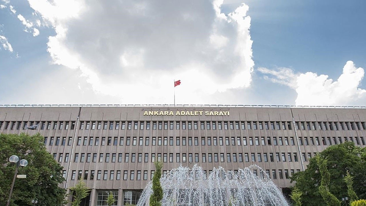 Ankara merkezli 43 ilde FETÖ operasyonu: 102 gözaltı kararı