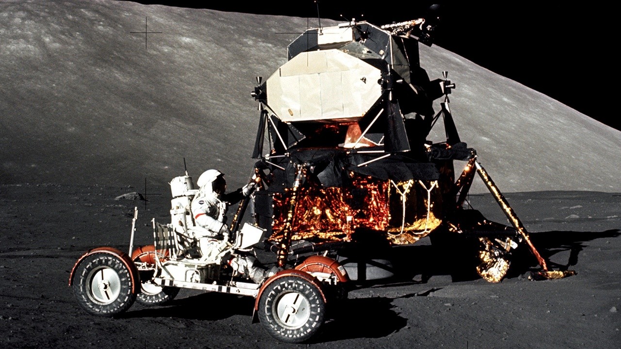50 yıllık Ay toprağı ilk kez açılacak