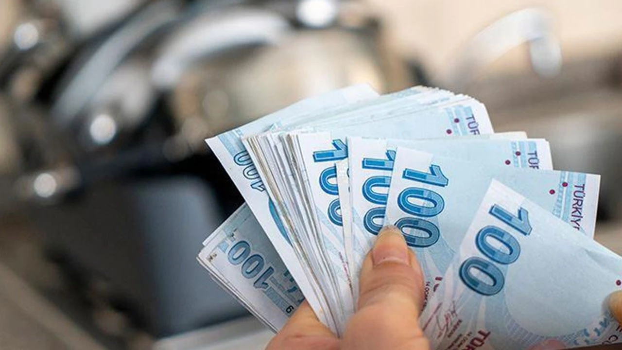 Asgari ücret açıklandı mı, saat kaçta açıklanacak? 2022 asgari ücret kaç toplantıda belli oluyor?