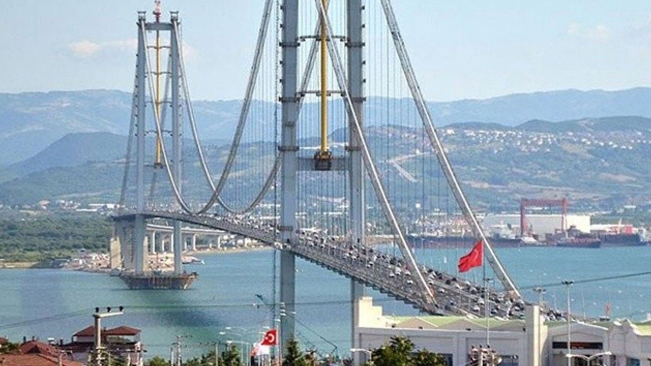 Bakan Karaismailoğlu açıkladı: Otoyol ve köprü ödemesi düşecek