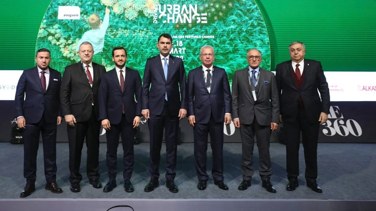 Bakan Kurum’dan tüm sektörlere “Yeşil Kalkınma” projeleri çağrısı!
