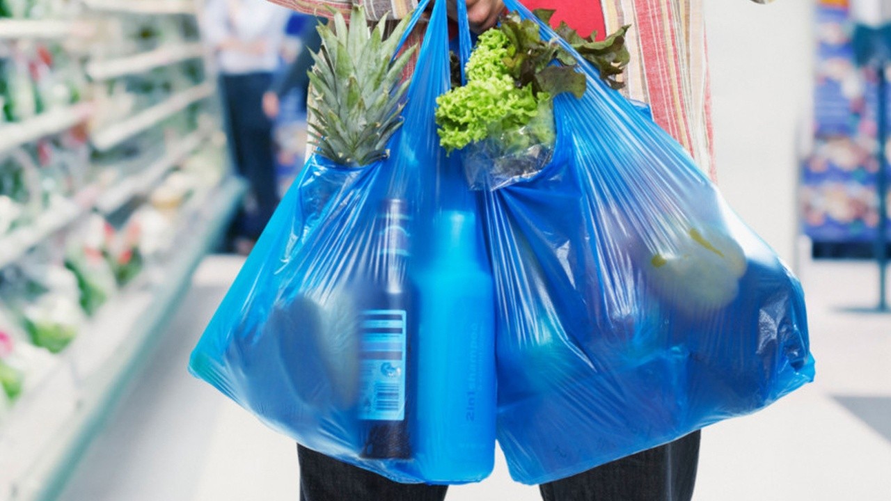 Bakan Murat Kurum açıkladı: Plastik poşetlere zam yok