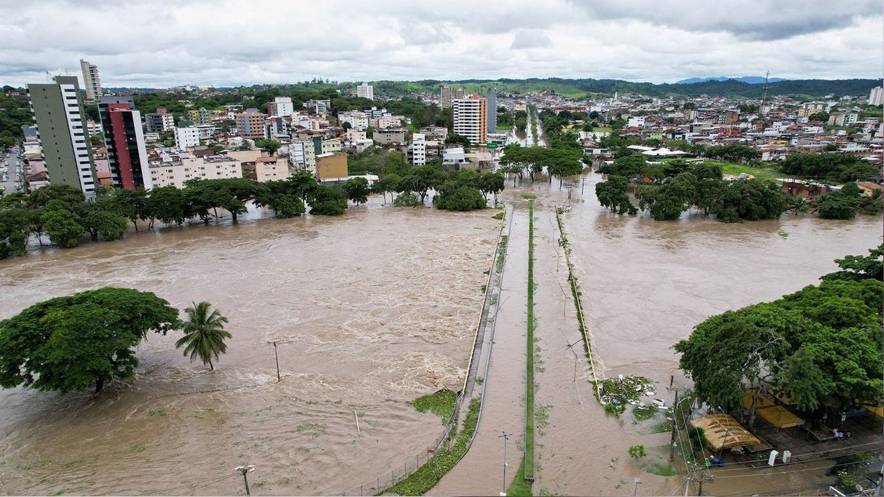 Brezilya&#039;da sel felaketi: 18 kişi hayatını kaybetti kayıplar var