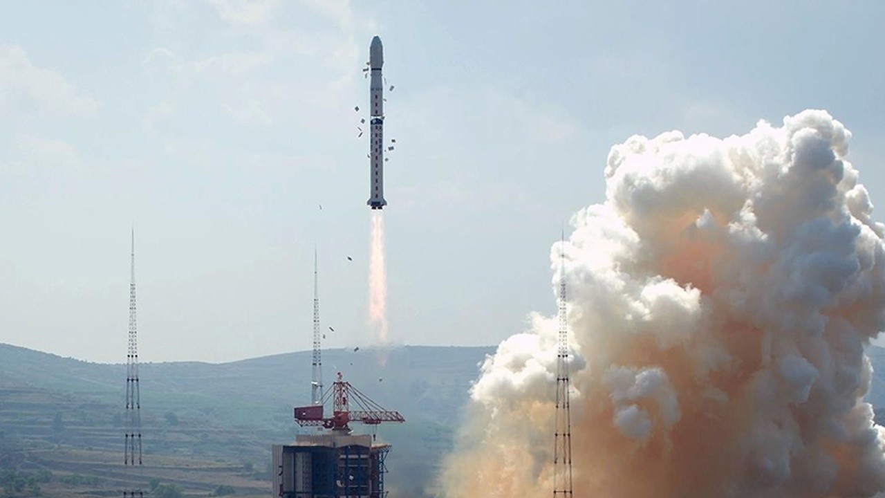 Çin, Ceres-1 roketini ateşledi: 5 uydu uzayda