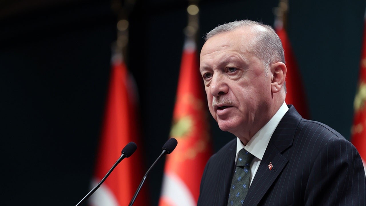 Cumhurbaşkanı Erdoğan’dan kredi çekip paradan para kazanmaya çalışanlara tepki: Alnını karışlarız