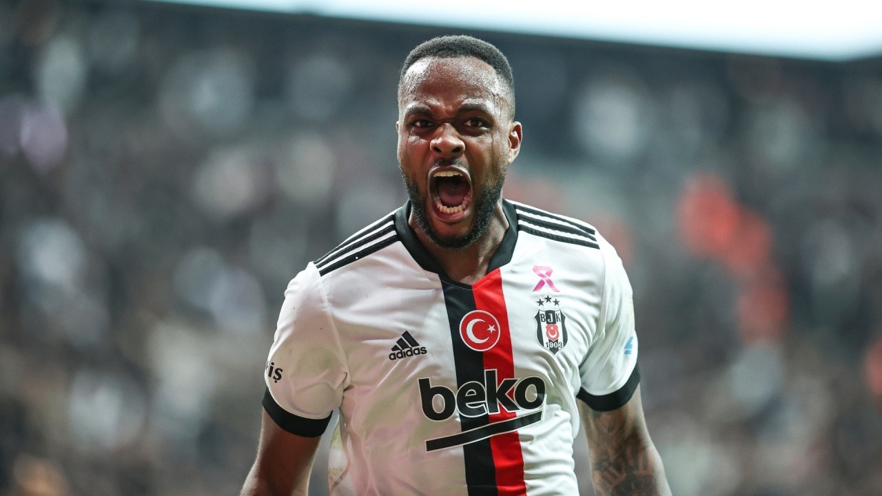 Cyle Larin savaşı! Avrupa devleri birbirine girdi... Son dakika Beşiktaş transfer haberleri