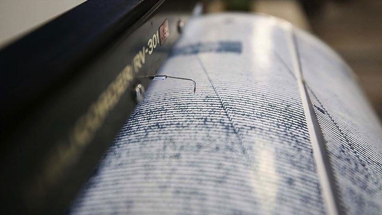 Elazığ&#039;da peş peşe depremler korkuttu