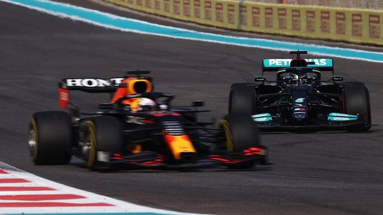 F1&#039;de avantaj Verstappen&#039;de: Sezonun son pole pozisyonunu kaptı