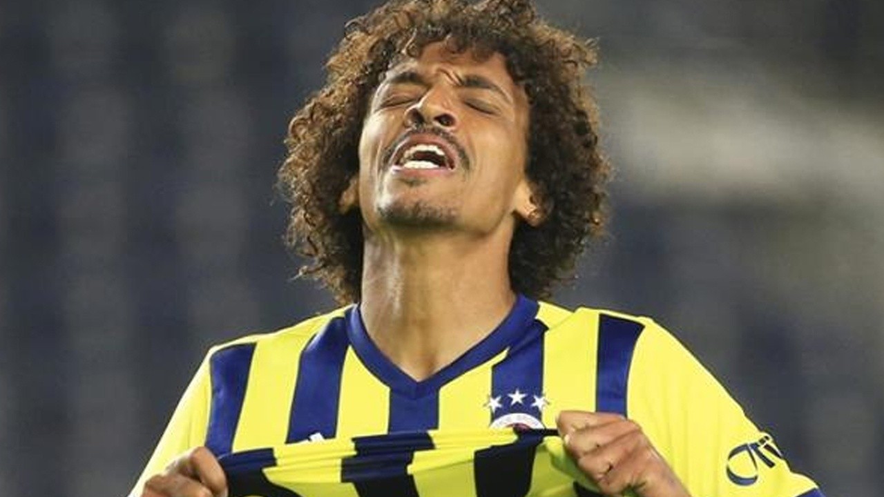 Fenerbahçe&#039;de Luiz Gustavo sürprizi: Kamp kadrosuna alınmadı!