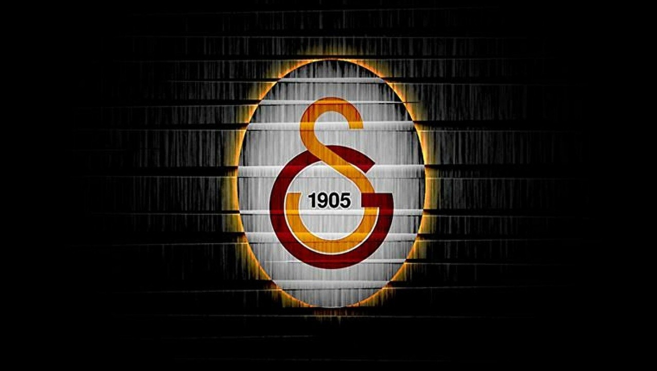 Galatasaray&#039;da bir istifa daha! Ahu Özyurt görevinden ayrıldı...