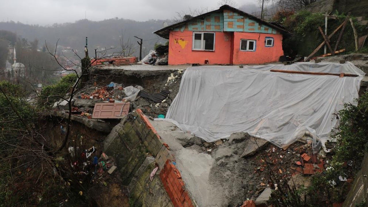 Heyelan böyle geldi, çığlık çığlığa dehşet dolu anlar yaşadılar