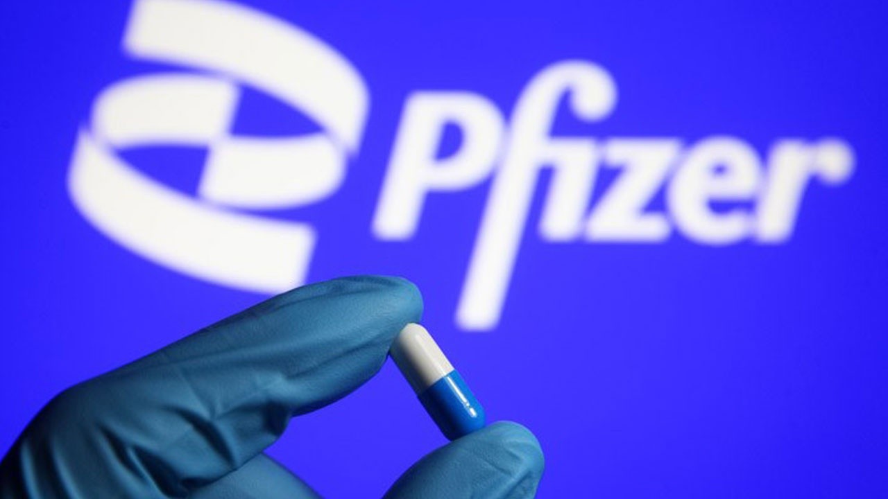 İngiltere&#039;de Pfizer&#039;ın Covid-19 hapı onaylandı