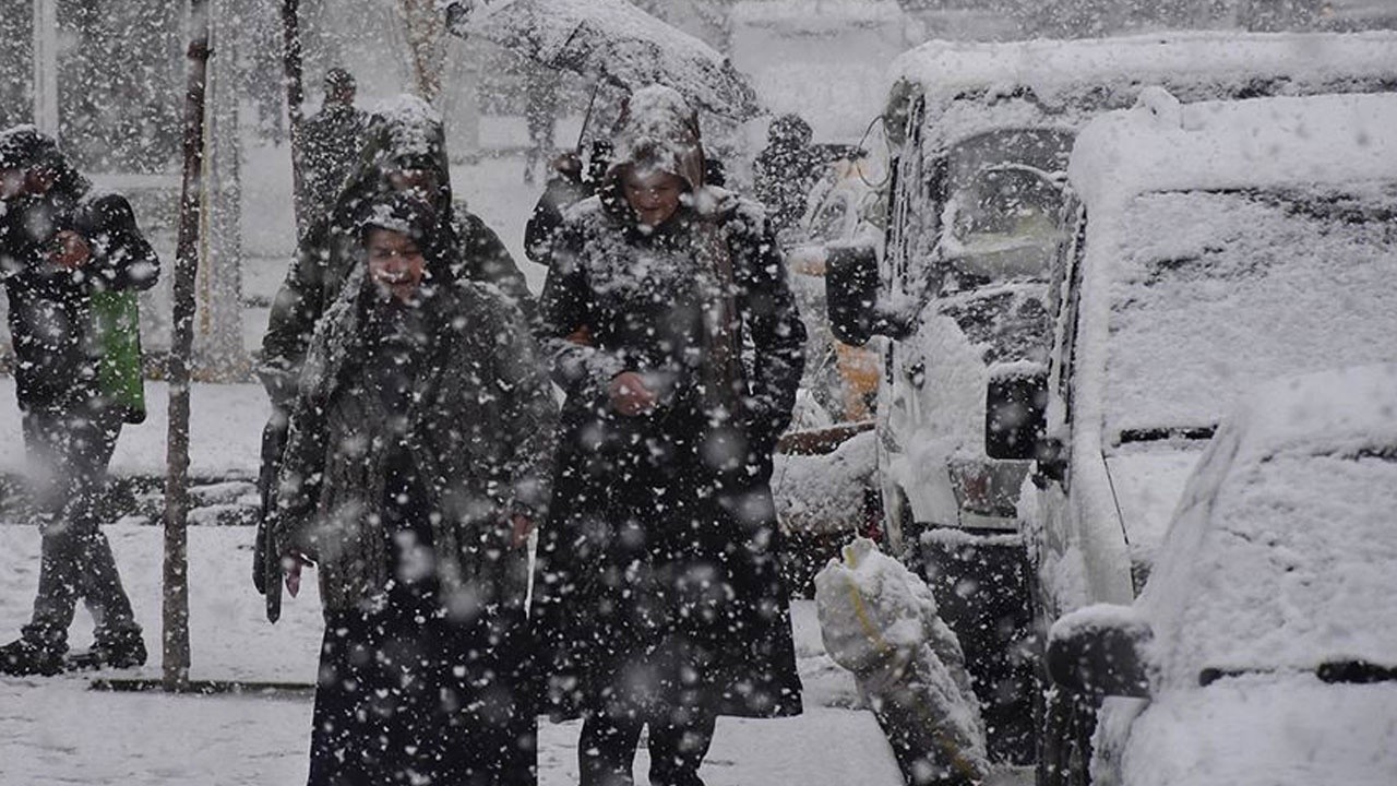 Meteoroloji İstanbul için tarih vererek uyardı! Kar yağışı geliyor (14 Aralık hava durumu)