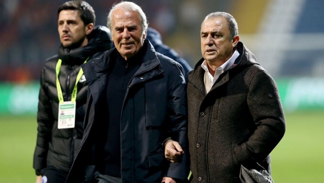 Mustafa Denizli, Galatasaray&#039;dan iki ismin peşinde! Emre Kılınç, Oğulcan Çağlayan...