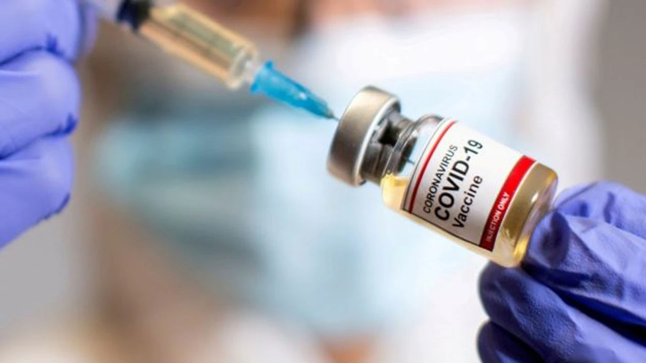 Pfizer'dan kritik soruya cevap: Her yıl aşı gerekebilir