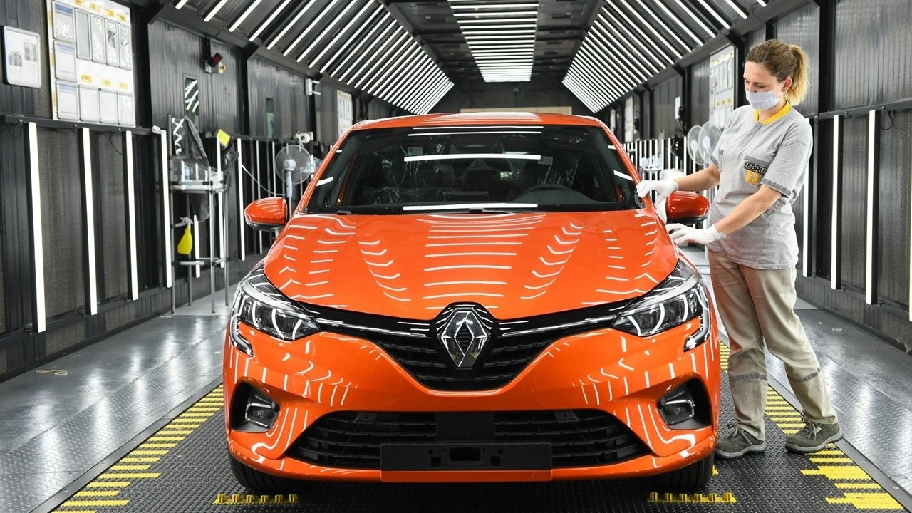 Renault sendikalarla anlaştı: 1700 kişiyi işten çıkaracak
