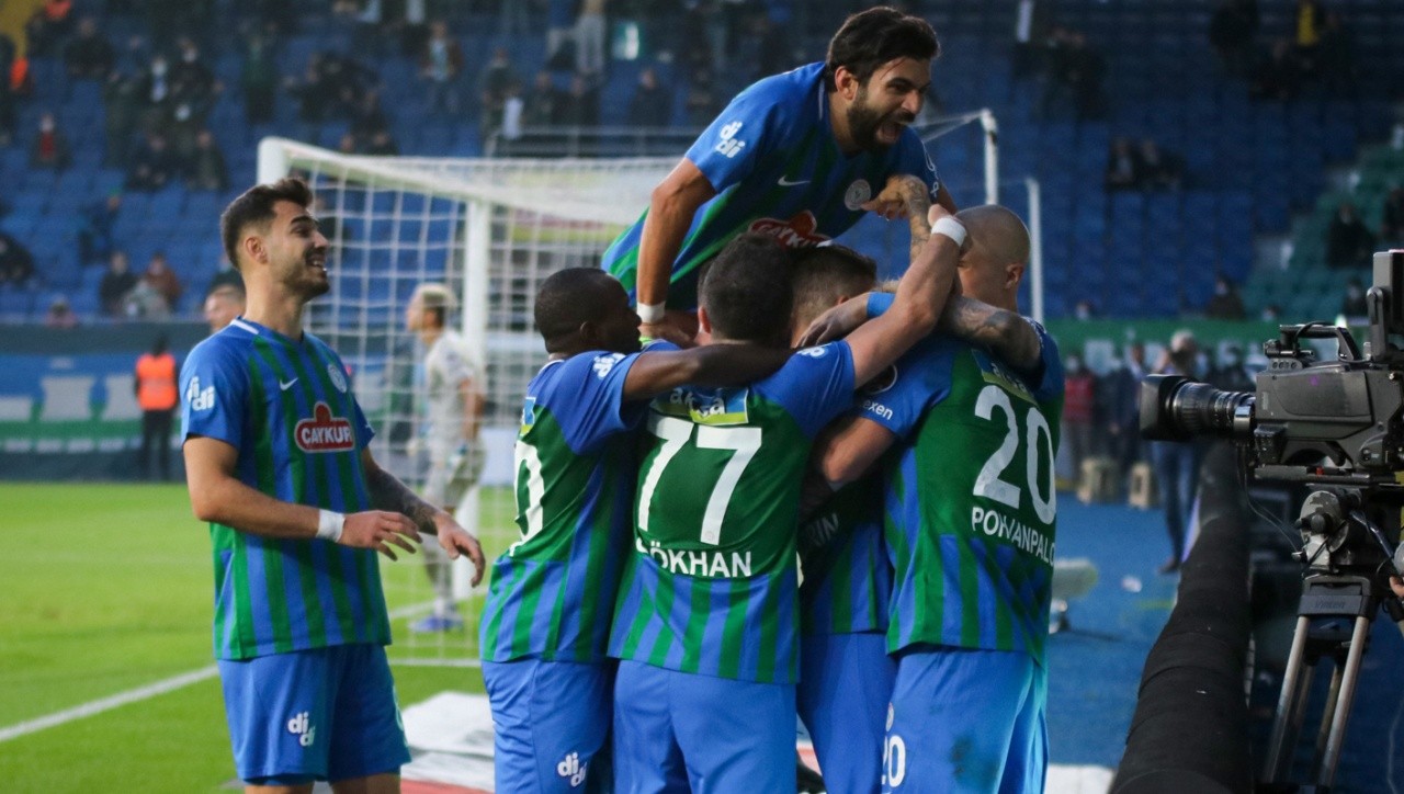 Rizespor üç attı üç aldı