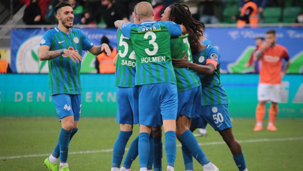 Rizespor yükselişini sürdürdü