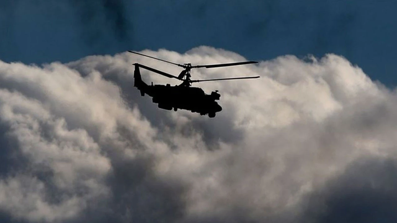 Rusya'da içinde iki kişinin bulunduğu helikopter düştü